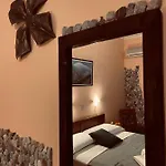 Oda ve Kahvaltı Sole Mare